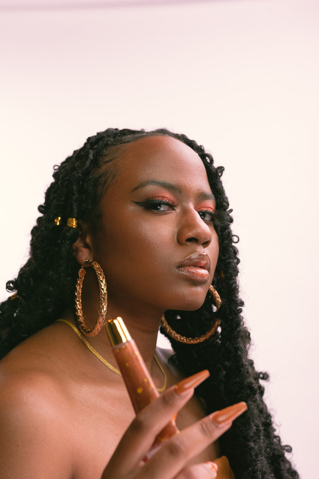 Spotlight #3! Featuring Madison Williamson: Mikay LLC